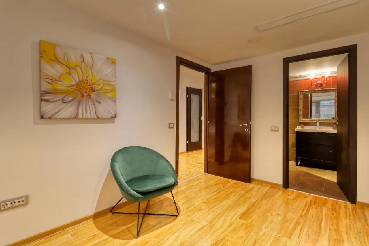 Luxurious 3 Bedroom Apartment In Herastrau 布加勒斯特 0*,