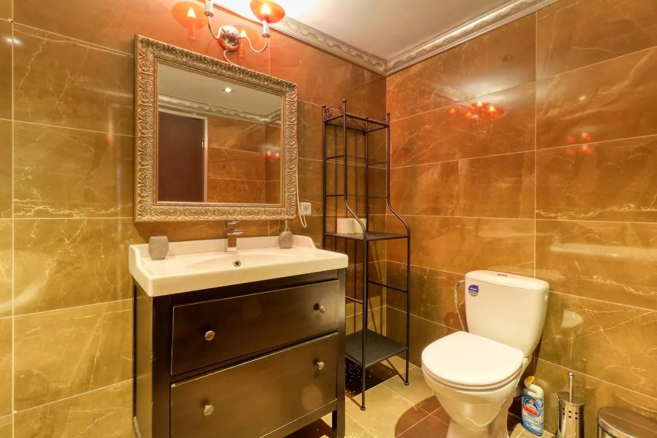 Luxurious 3 Bedroom Apartment In Herastrau Бухарест Румыния